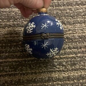 Elegant Blue Snowflake Jewelry trinket ornament